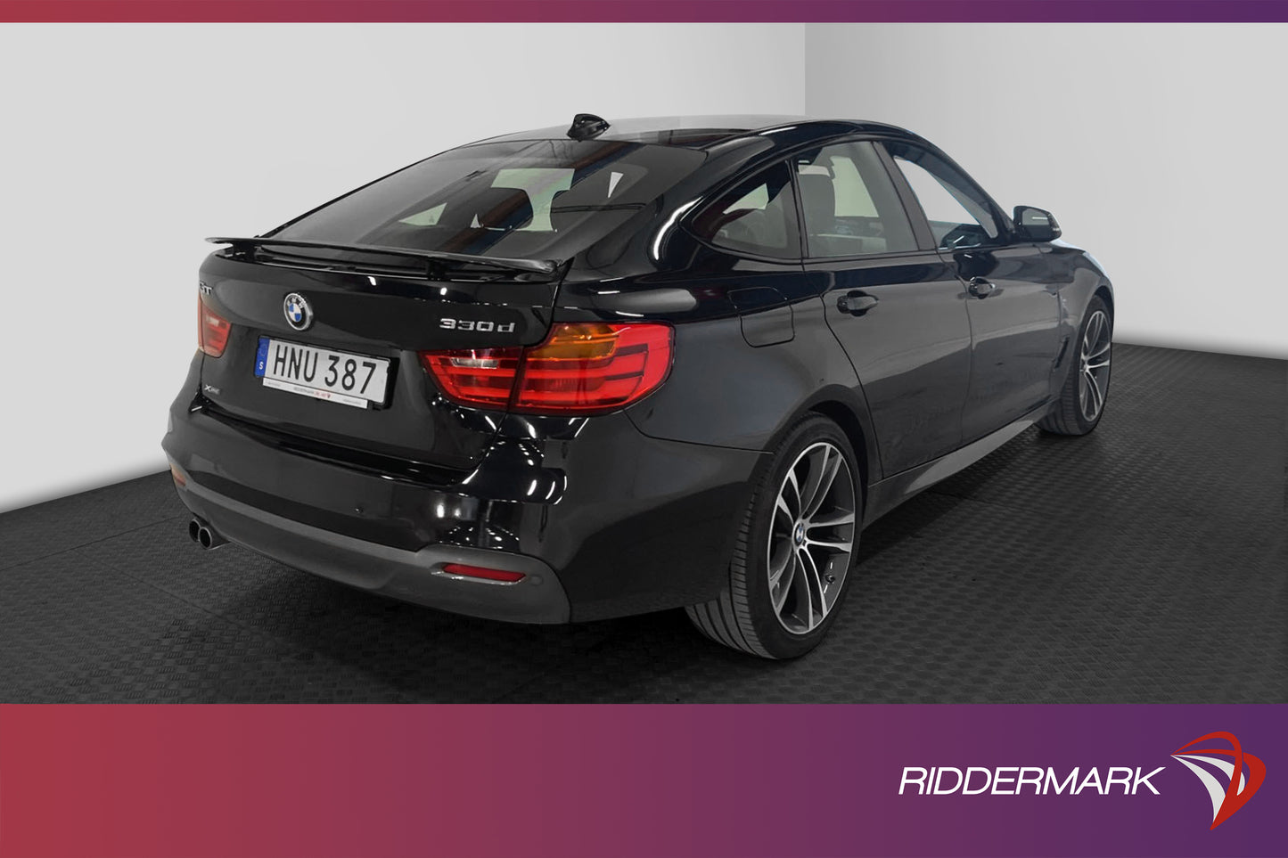 BMW 330d xDrive GT 258hk 19" M-Sport Navi PDC Nyservad