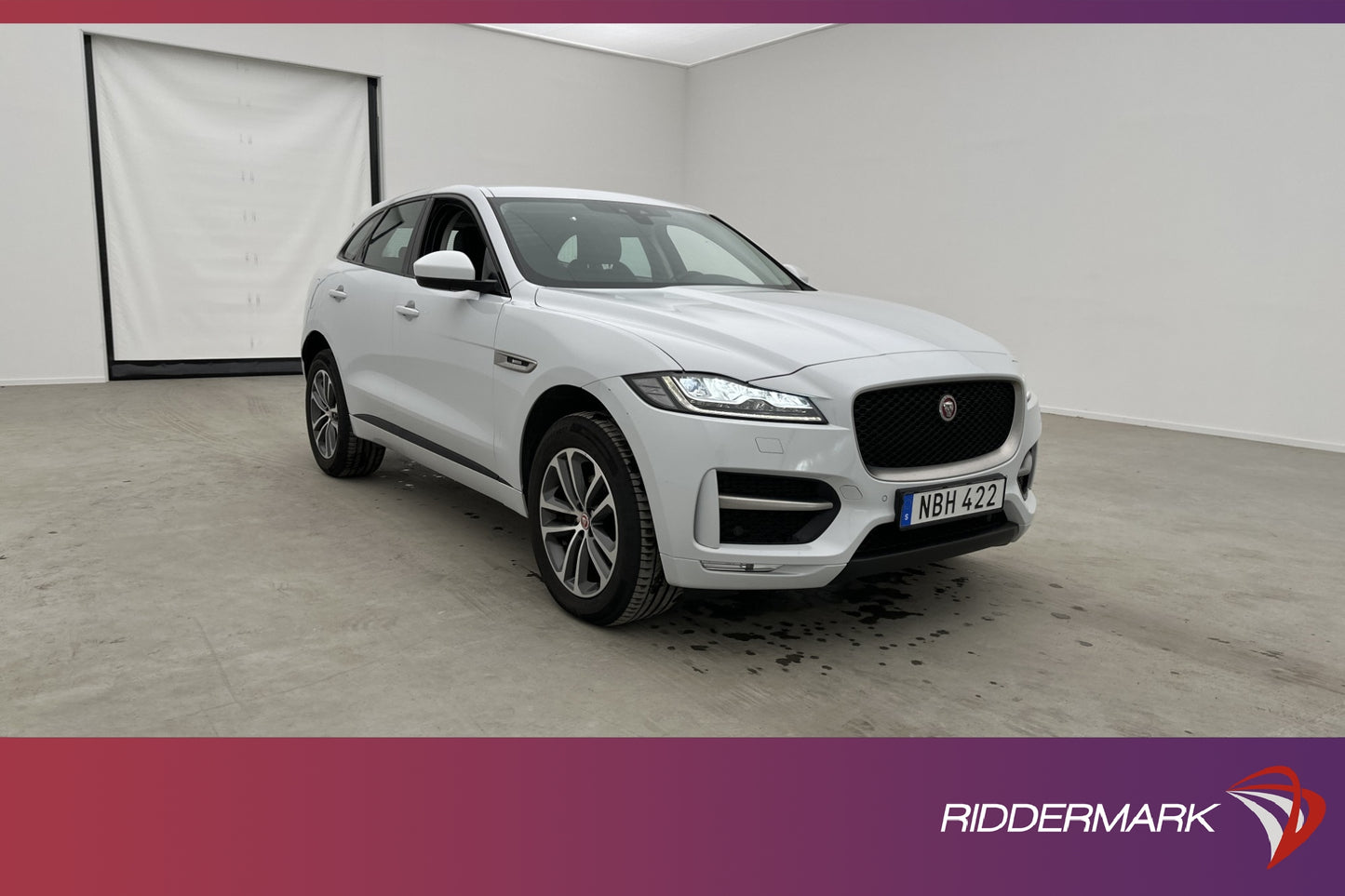 Jaguar F-Pace 20d AWD 180hk R-Sport Meridian Kamera GPS Drag