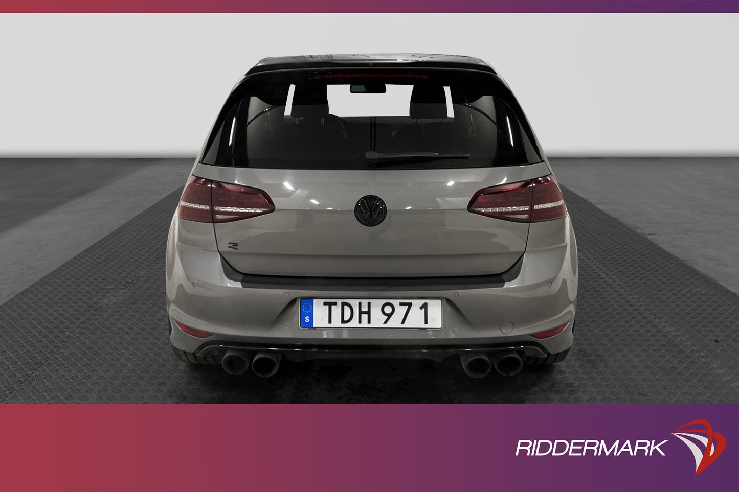 Volkswagen Golf R 2.0 4Motion B-kamera Dynaudio Skinn 300hk