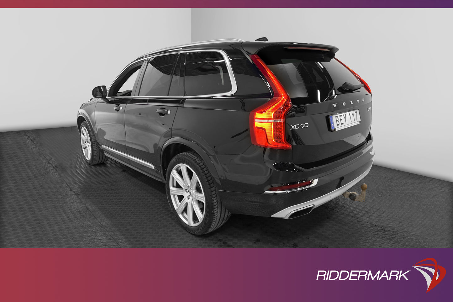 Volvo XC90 D5 AWD 225hk 7sits Inscription B&W Pano Drag 360°