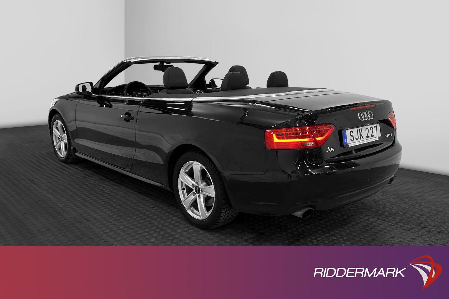 Audi A5 Cabriolet 1.8  170hk P-sensorer Nyservad Välservad