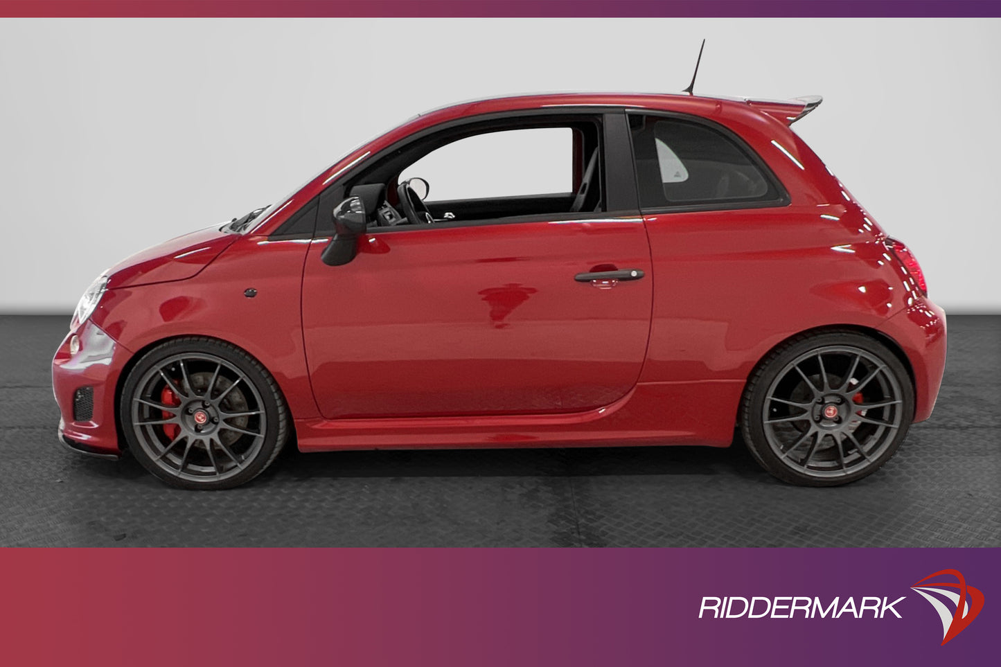 Abarth 595 1.4 T-JET 180hk Competizione Sportavgas Bremobo