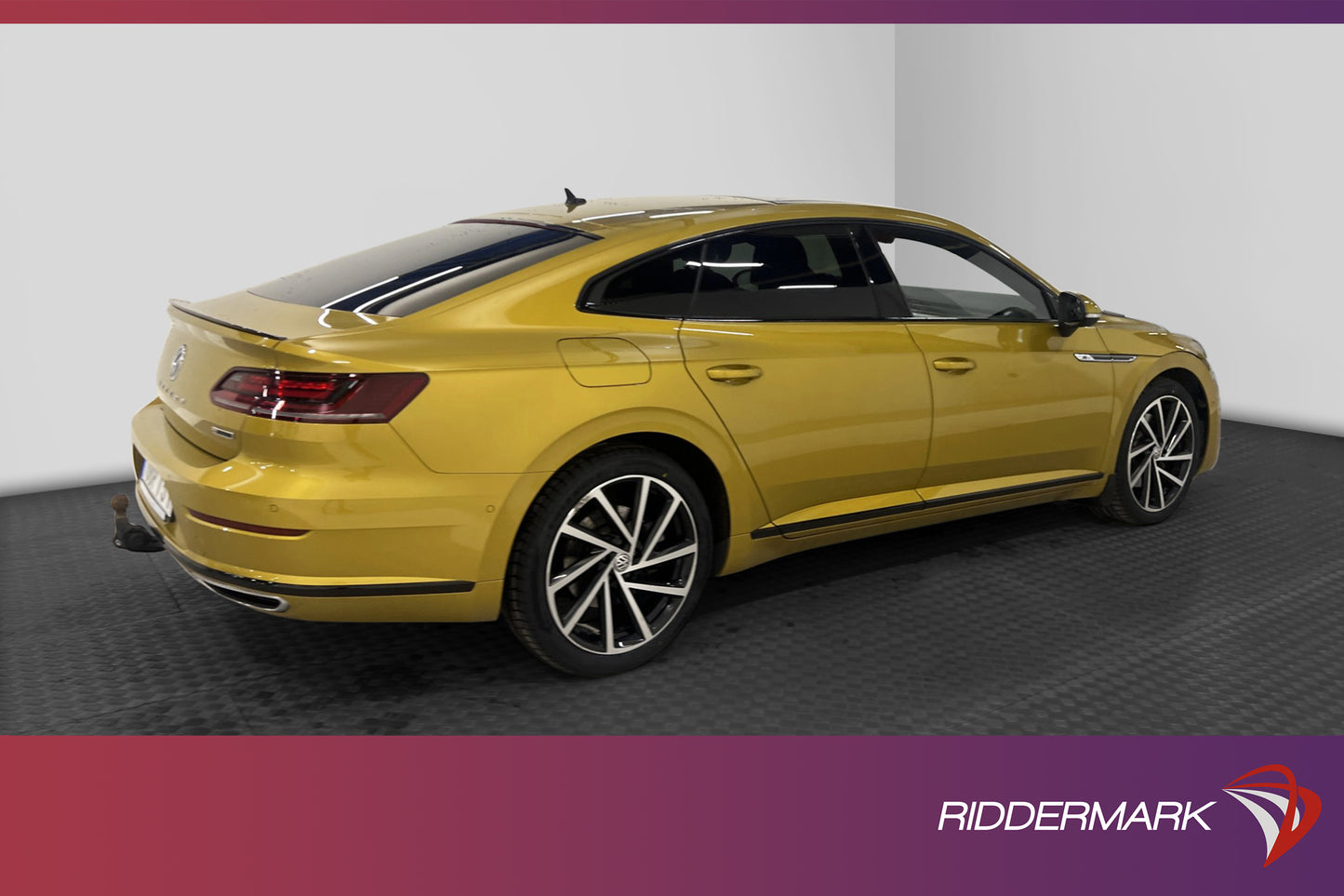 Volkswagen Arteon TDI 4M 240hk R-Line Pano Dynaudio Cockpit