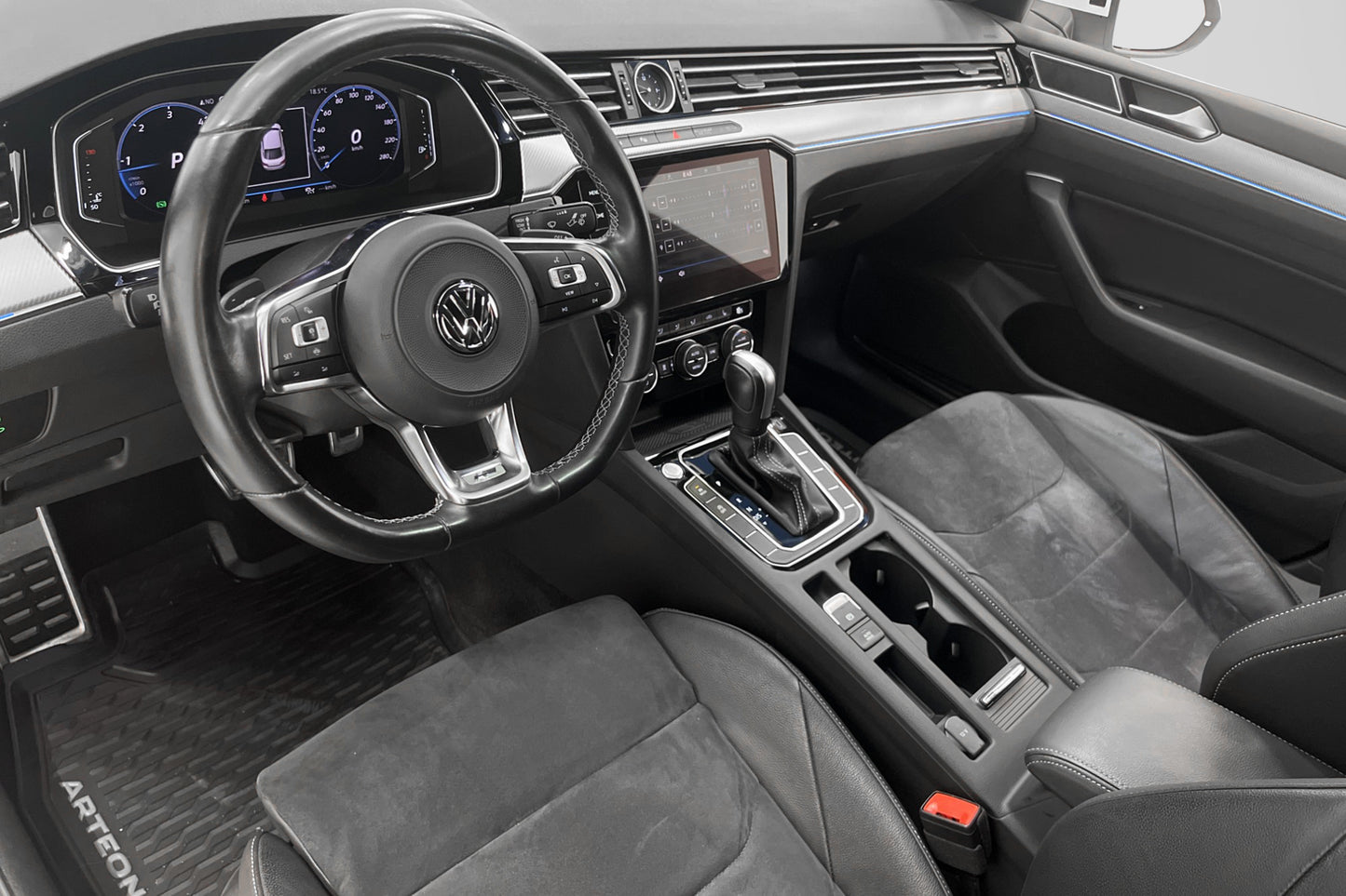 Volkswagen Arteon GT 2.0 TDI 4M R-line Värmare Cockpit Drag