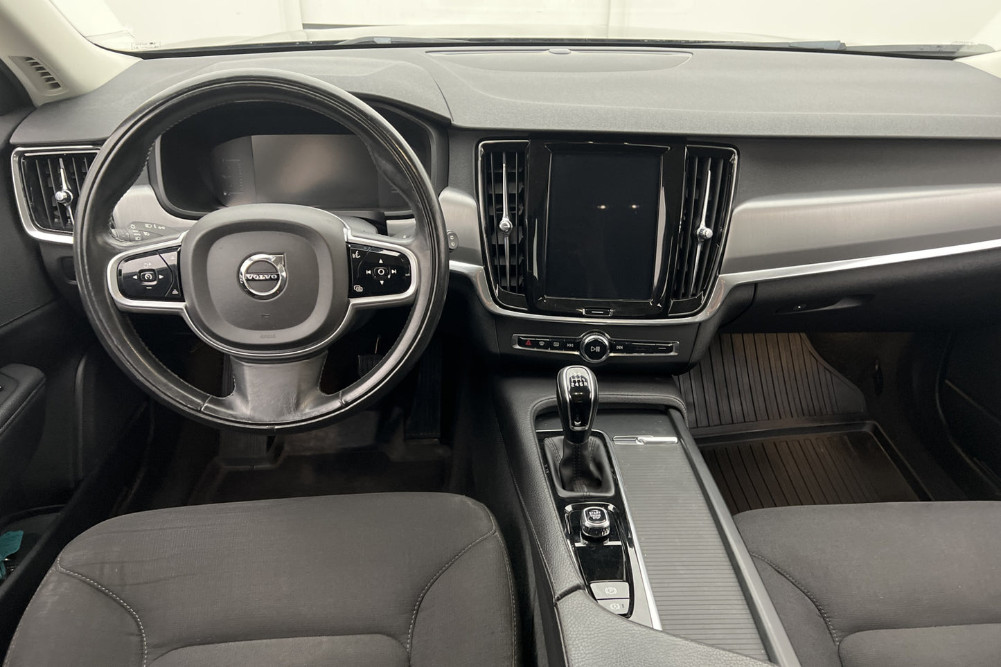 Volvo V90 D3e 150hk Advanced VOC Värmare 4-Zons Välservad