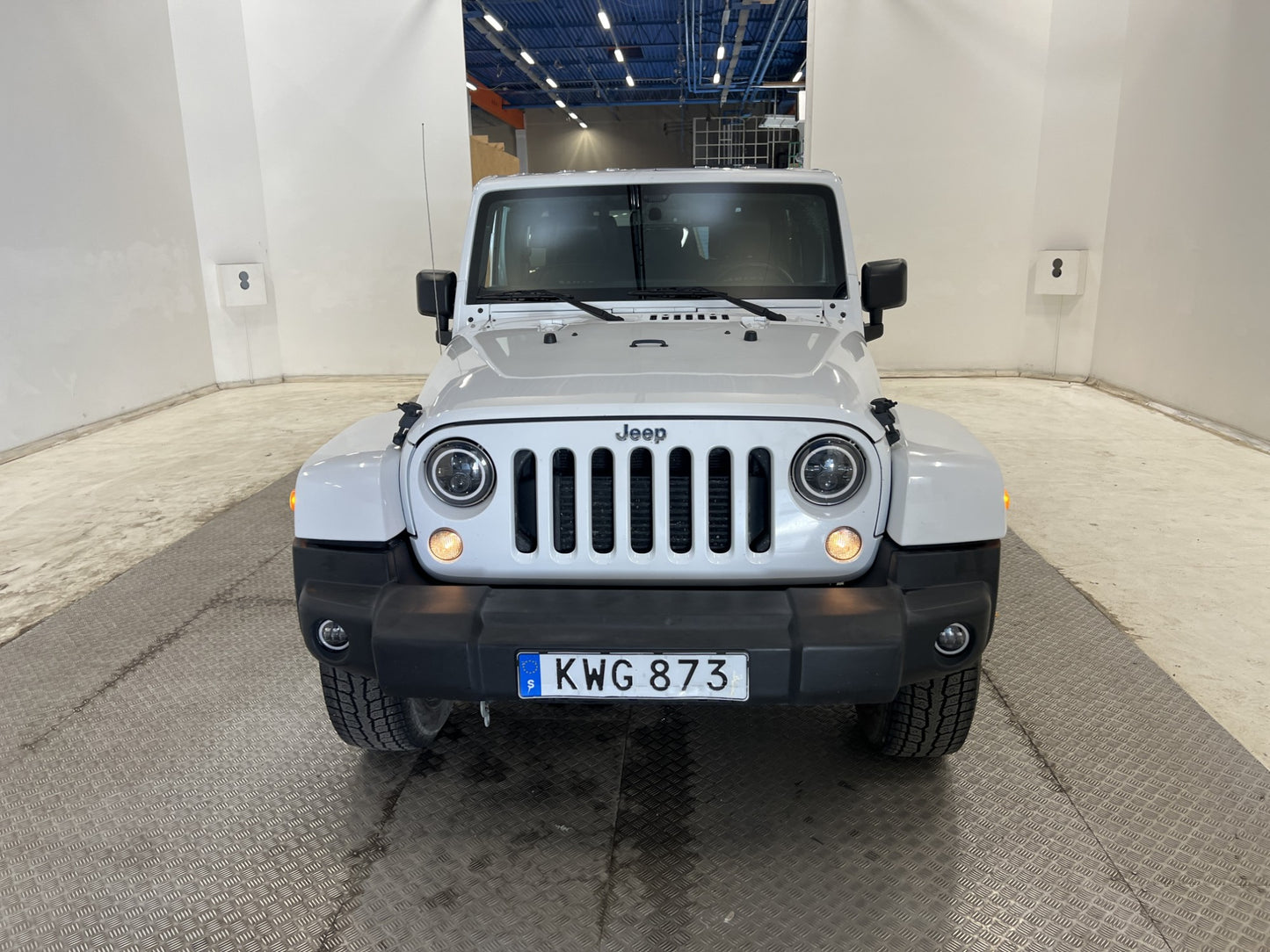 Jeep Wrangler 2.8 4WD Unlimited Drag Navigation Skinn MOMS