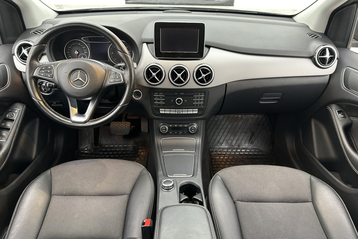 Mercedes-Benz B 180 CDI B-kamera Dragkrok PDC 109hk