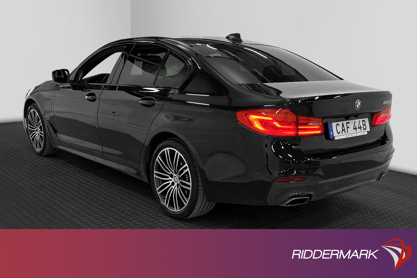 BMW 530e iPerformance 252hk M Sport Backkamera H/K Navi