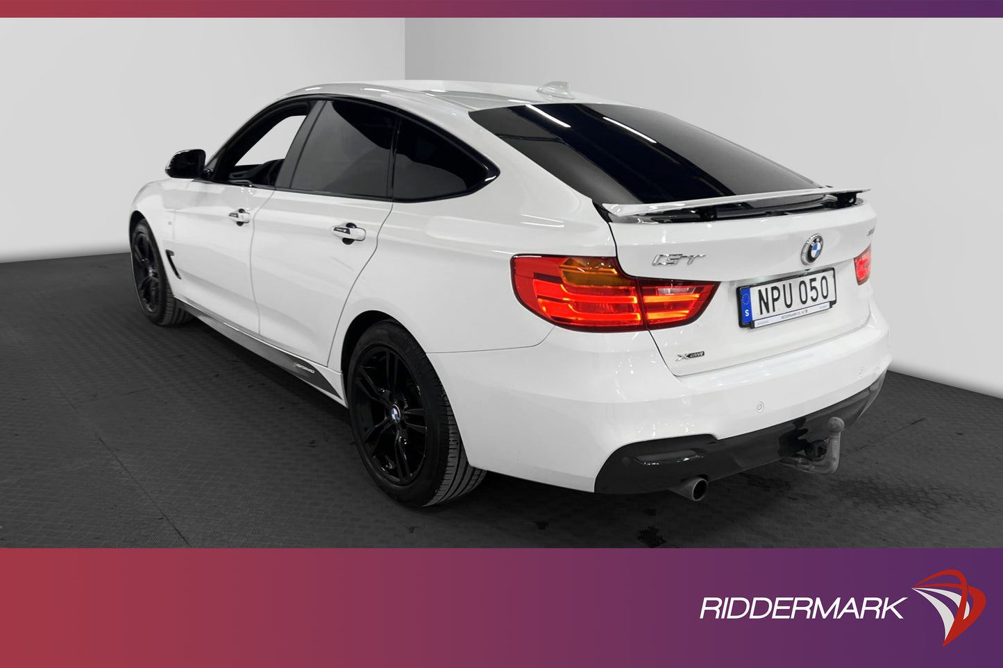 BMW 320d xDrive GT M Sport B-kamera Navi Drag  184hk