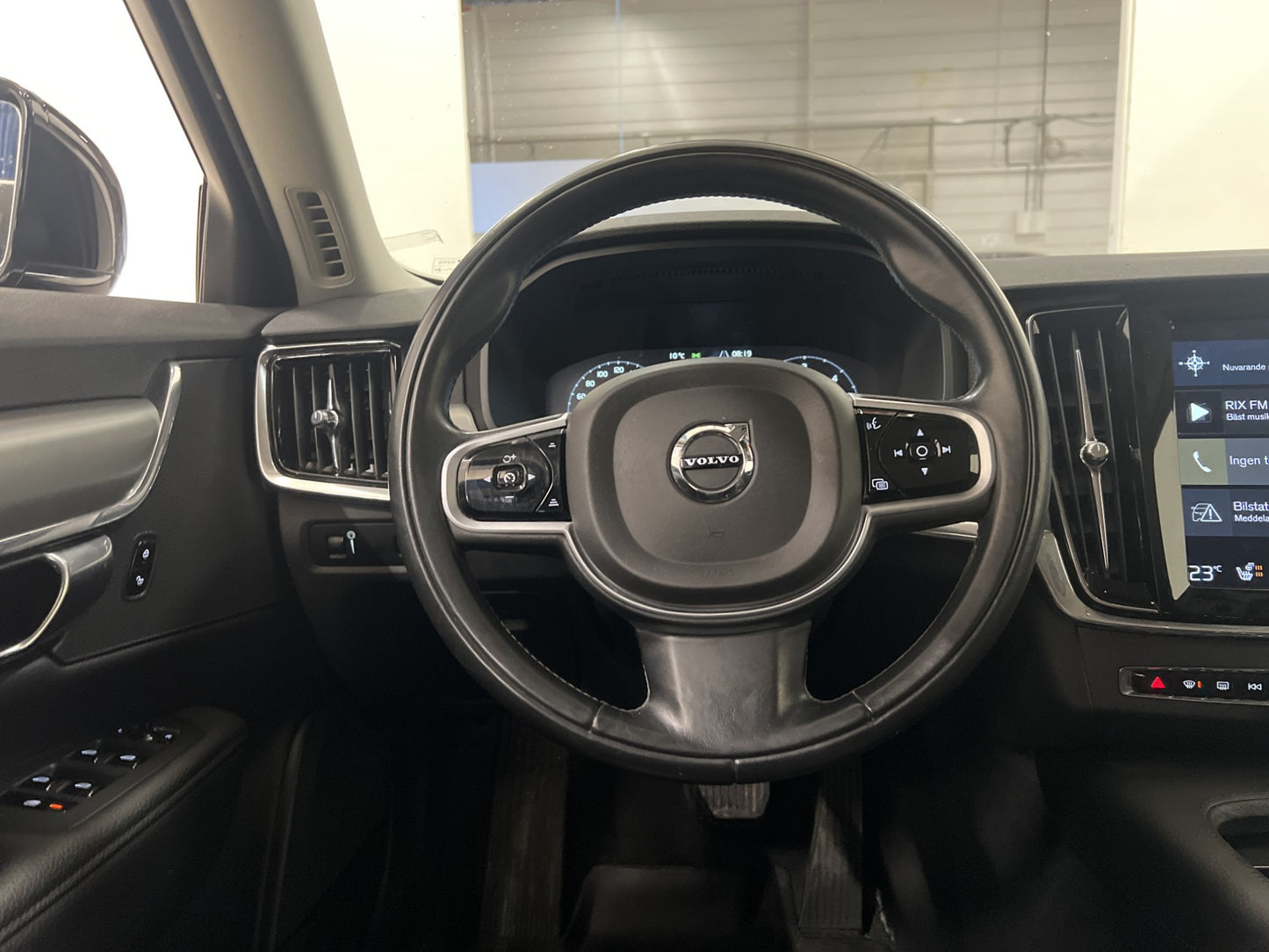 Volvo V90 D3 AWD Advanced VOC Värmare Lounge 360° 4-Zon Drag