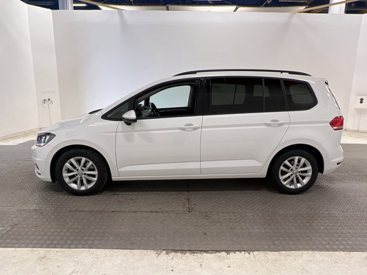 Volkswagen Touran 1.6 TDI 115hk 7-sits P-värmare Dragpkt