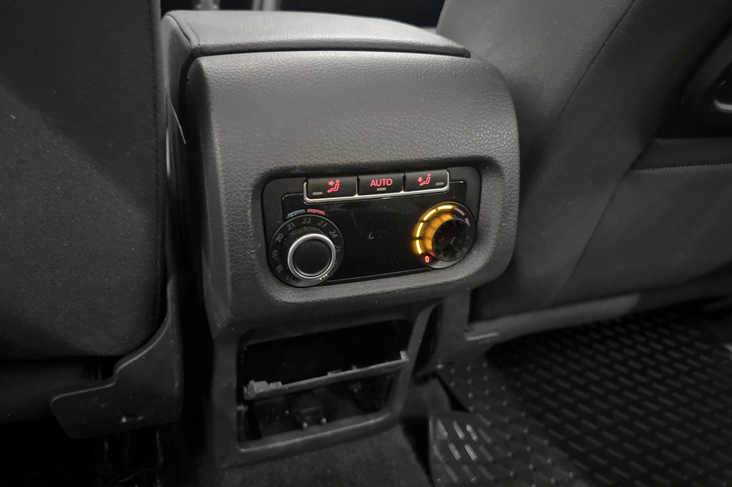 Volkswagen Sharan 2.0 TDI 7Sits Panorama App-Connect Adaptiv