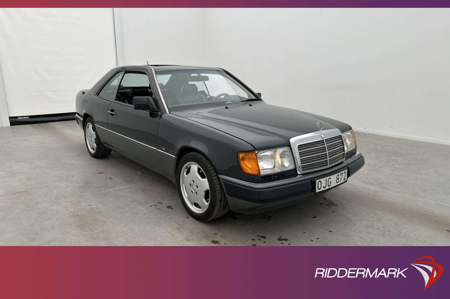 Mercedes-Benz 300 CE-24 5G 220hk Taklucka Skinn Svensksåld