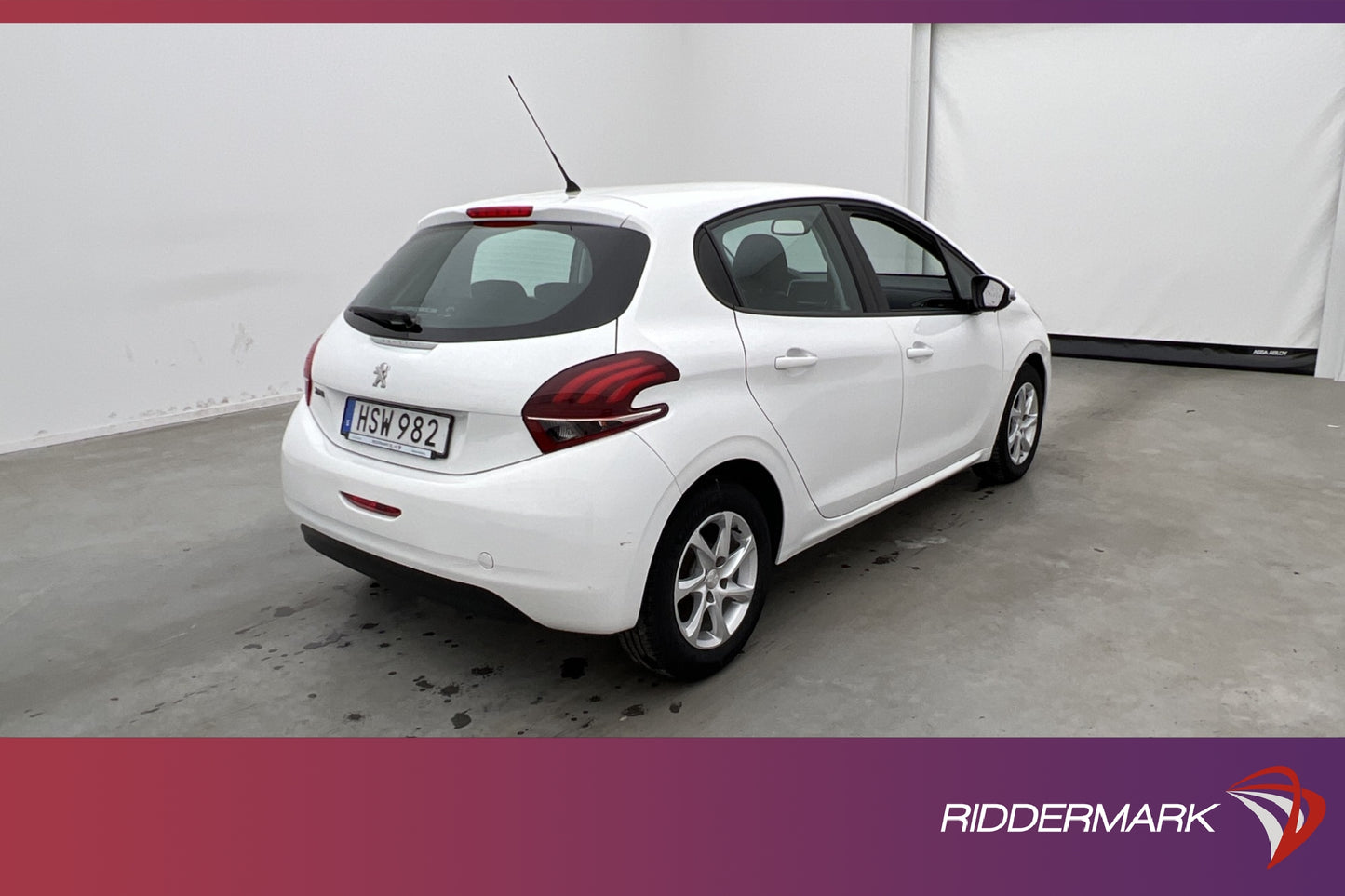 Peugeot 208 1.2 VTi 82hk Två-Brukare Välservad 0,45l/mil