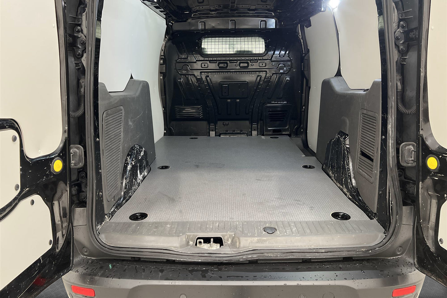 Ford Transit Connect LWB 1.5 Värmare Dragkrok Kamera Moms