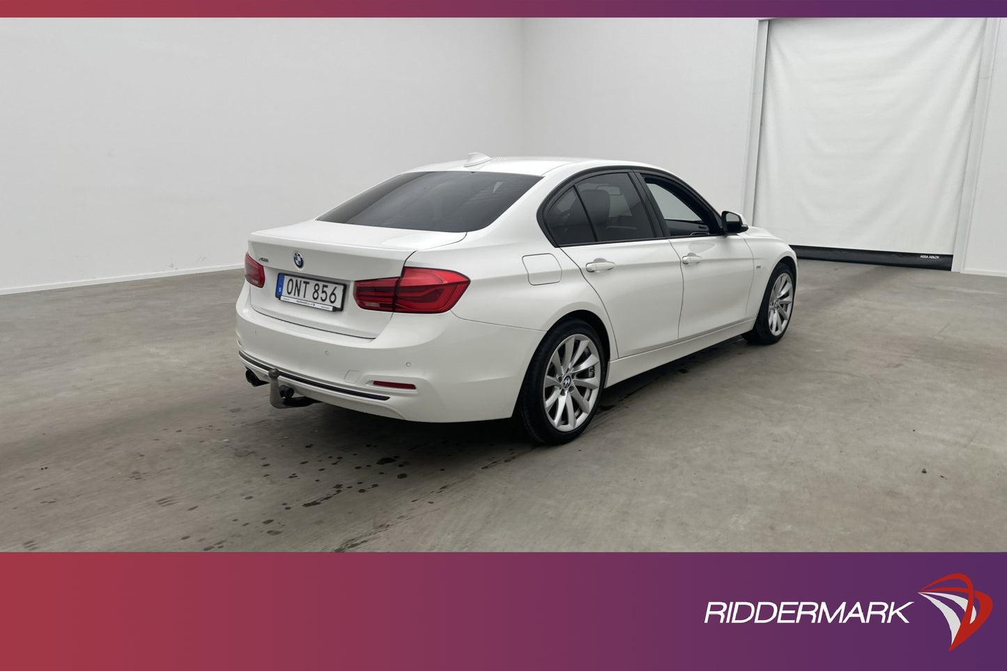 BMW 320d xDrive Sedan Sport line Drag Navi HiFi PDC 190hk