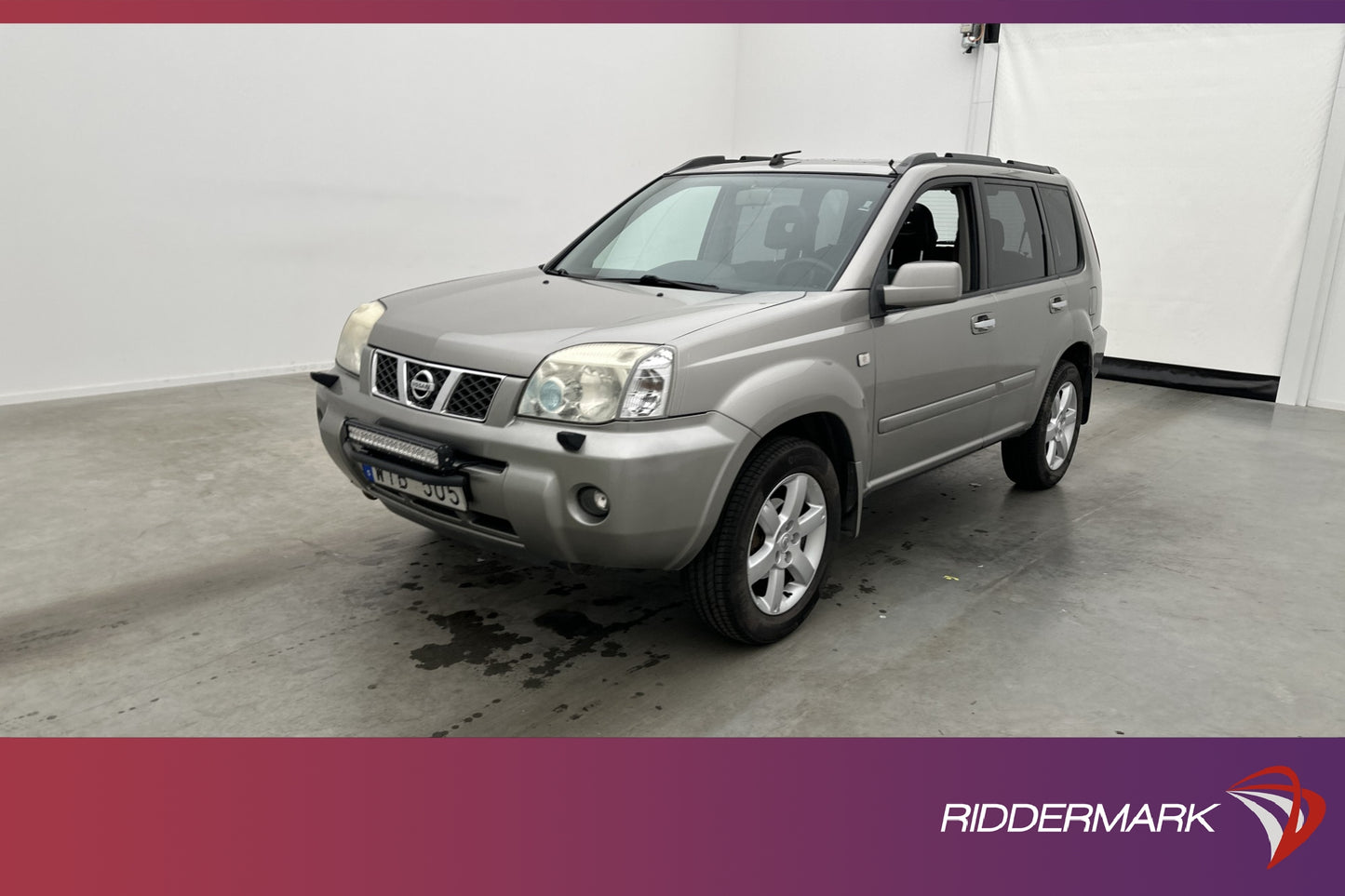 Nissan X-Trail 2.5 4x4 165hk Pano Skinn Elstolar Dragkrok