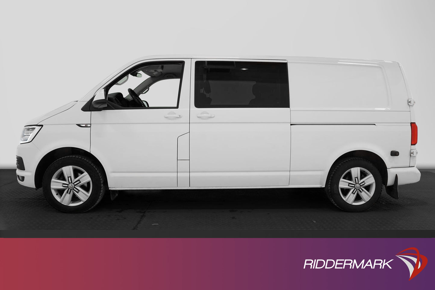 Volkswagen Transporter Kombi 2.0TDI Automat Lång Drag