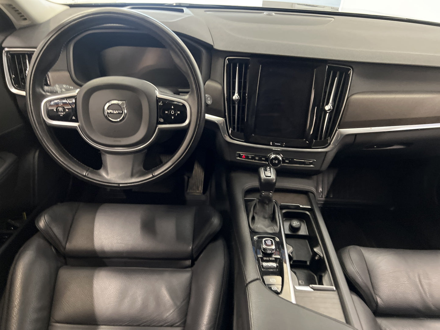 Volvo V90 Cross Country D4 AWD D-Värm VOC Skinn HUD 360° GPS