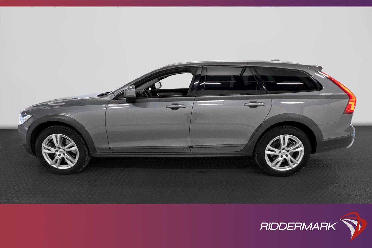 Volvo V90 Cross Country D4 AWD Inscription Pano Skinn 360°