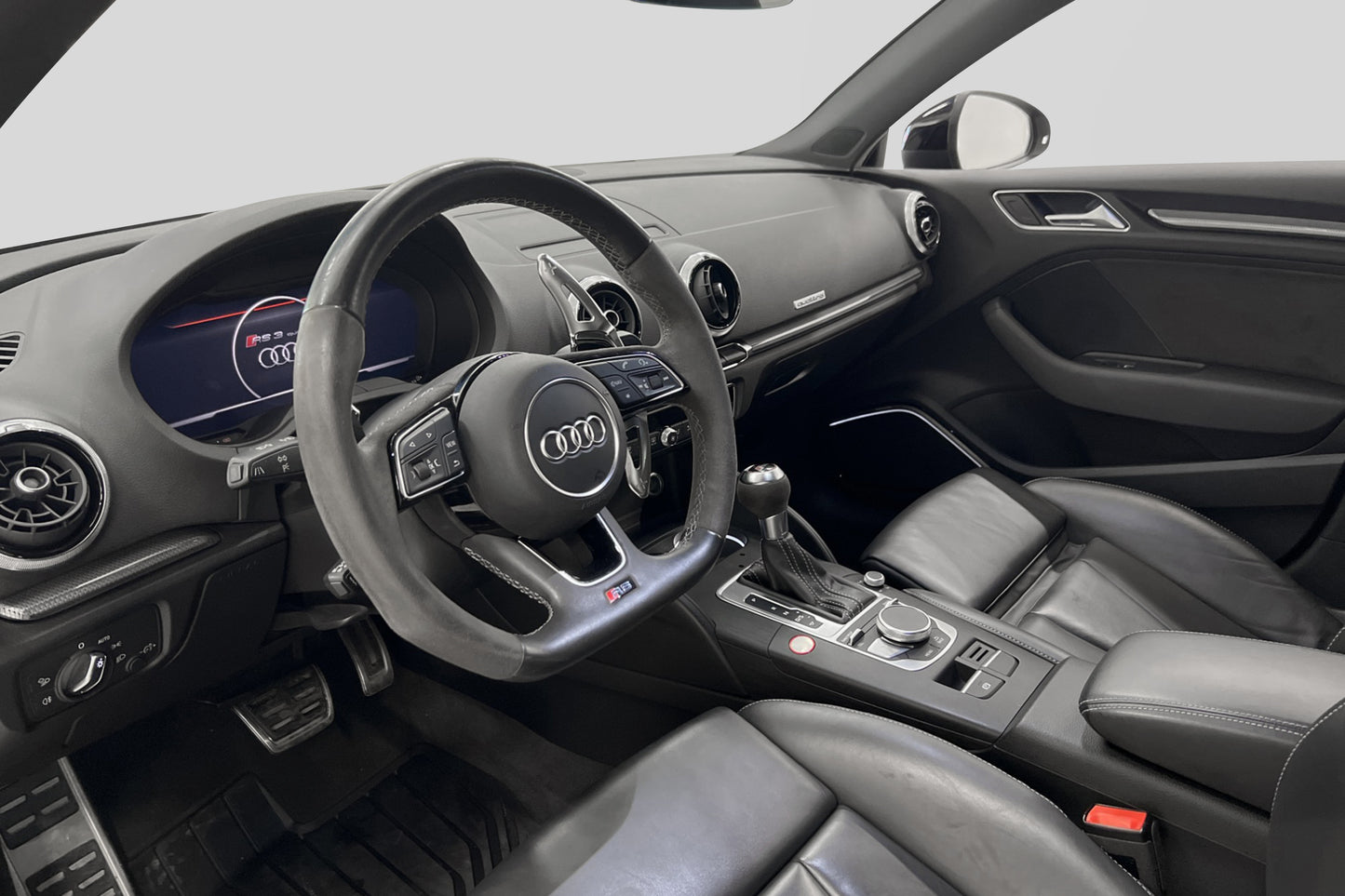 Audi RS 3 2.5 TFSI Q 400hk Cockpit B&O B-kamera Skinn M-värm