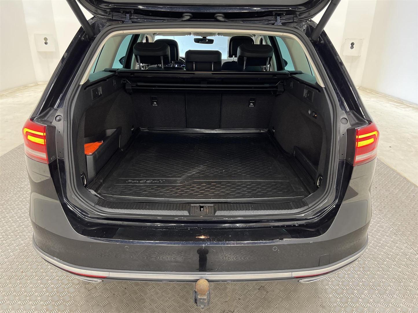 Volkswagen Passat Alltrack 2.0 TDI 190hk 4M D-värm Drag