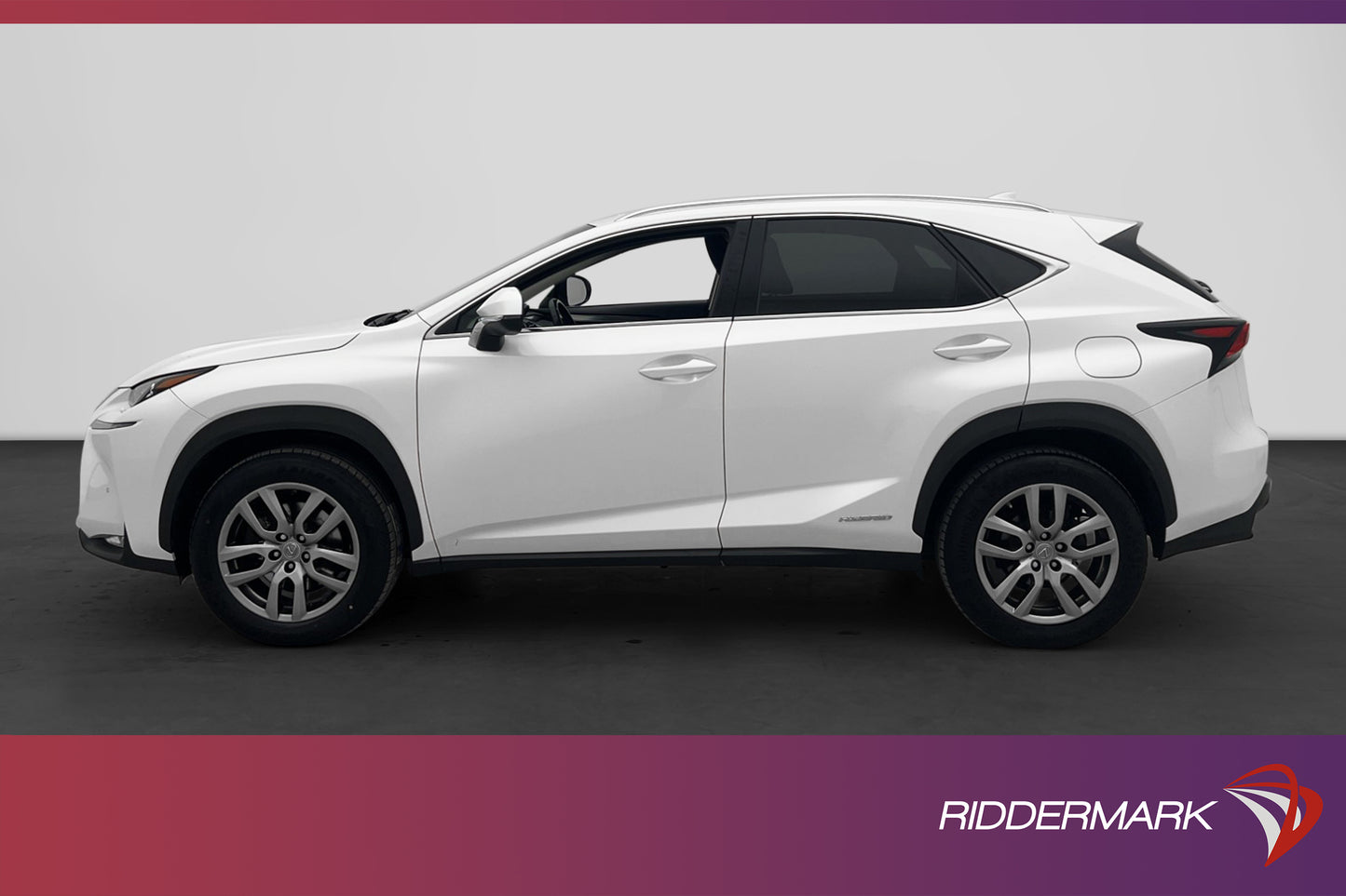 Lexus NX 300h AWD 197hk Premium M-Värm Kamera Rattvärme Drag