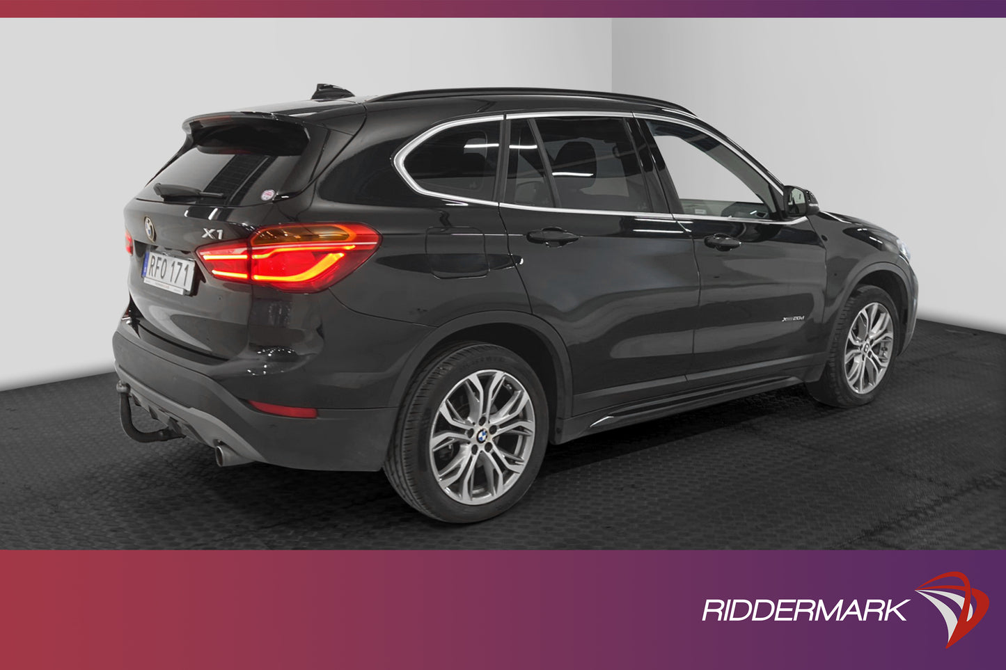 BMW X1 xDrive20d Sport Line Kamera Drag Skinn Navigation