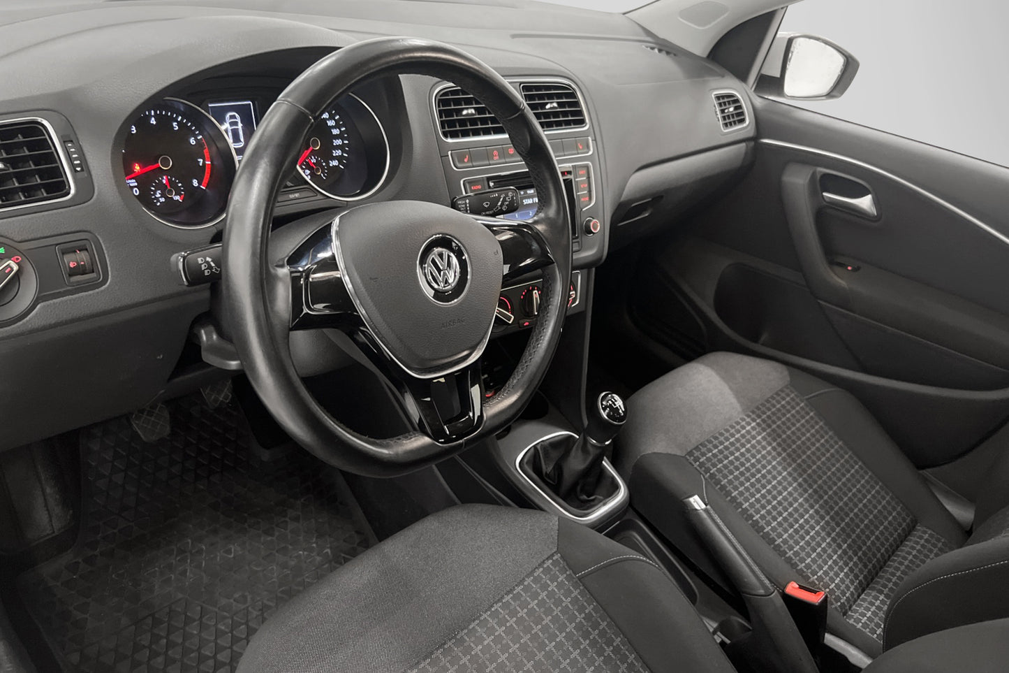 Volkswagen Polo 1.2 TSI 90hk Lågamil Välservad 0.41L/Mil