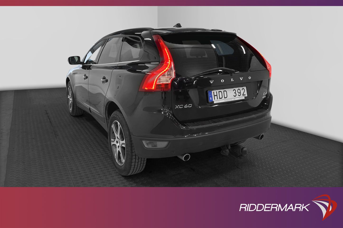 Volvo XC60 D4 163hk AWD Momentum D-värm Drag VOC