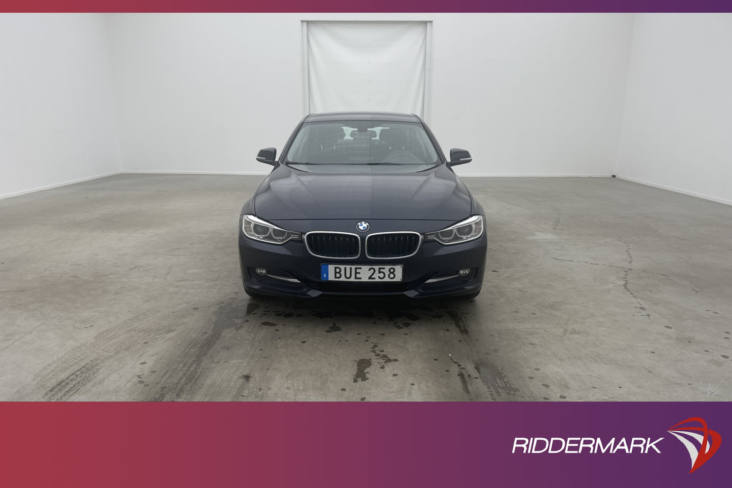 BMW 320 d xDrive Sedan Sport line HiFi Sensorer Dragkrok