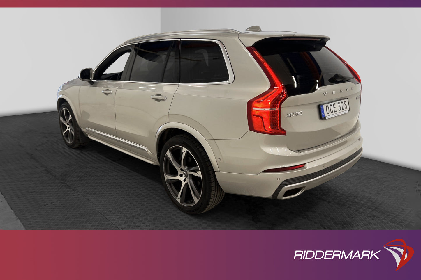 Volvo XC90 D5 235hk AWD Inscription D-Värmare VOC 360º Skinn