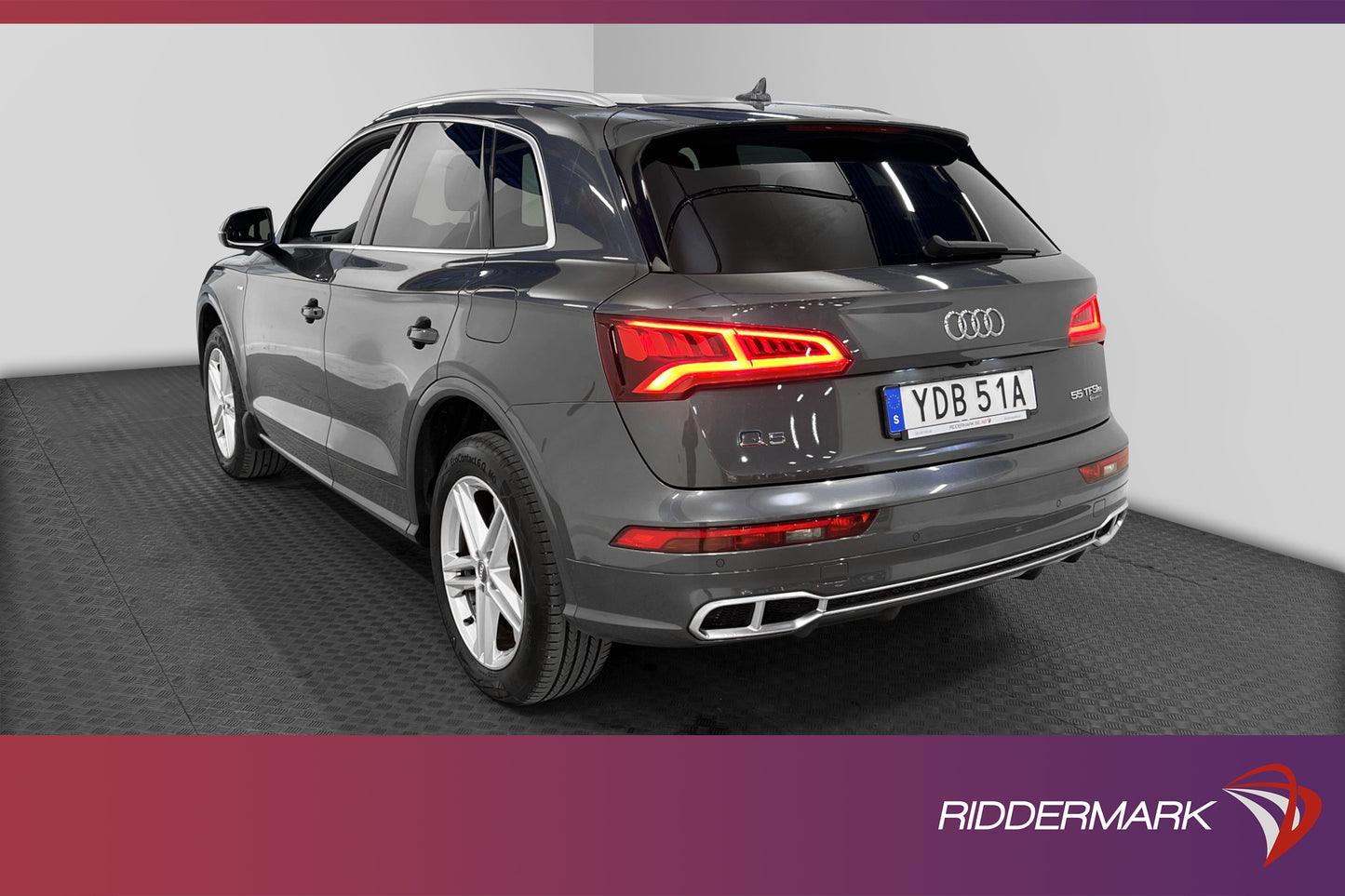 Audi Q5 55 TFSI e Quattro 367hk S-Line Backkamera CarPlay