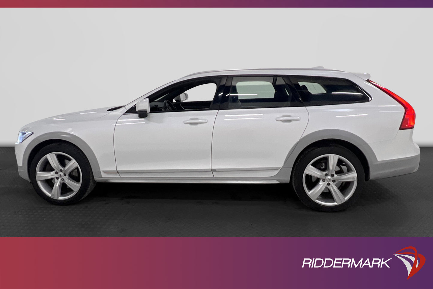 Volvo V90 Cross Country D4 AWD Ocean Race VOC Värm HUD 4-Zon