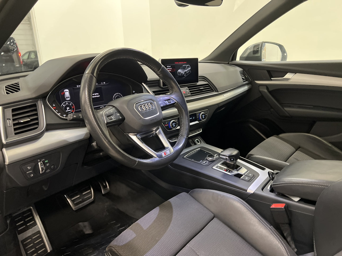 Audi Q5 40 TDI Q 190hk S-Line Värmare Cockpit Kamera Drag