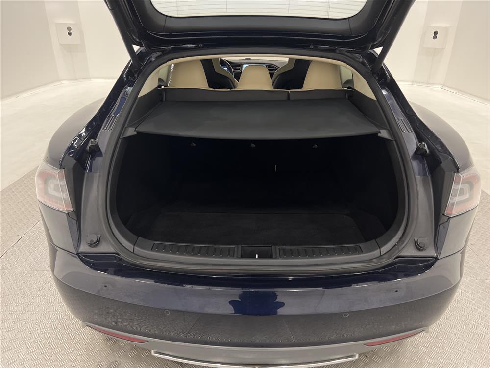 Tesla Model S 85 378hk Svensksåld Panorama Backkamera