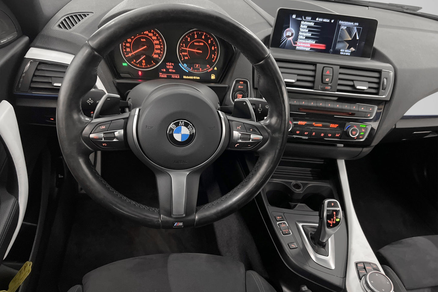 BMW M235i Coupé H/K B-kamera P-värme Navi Taklucka 326hk