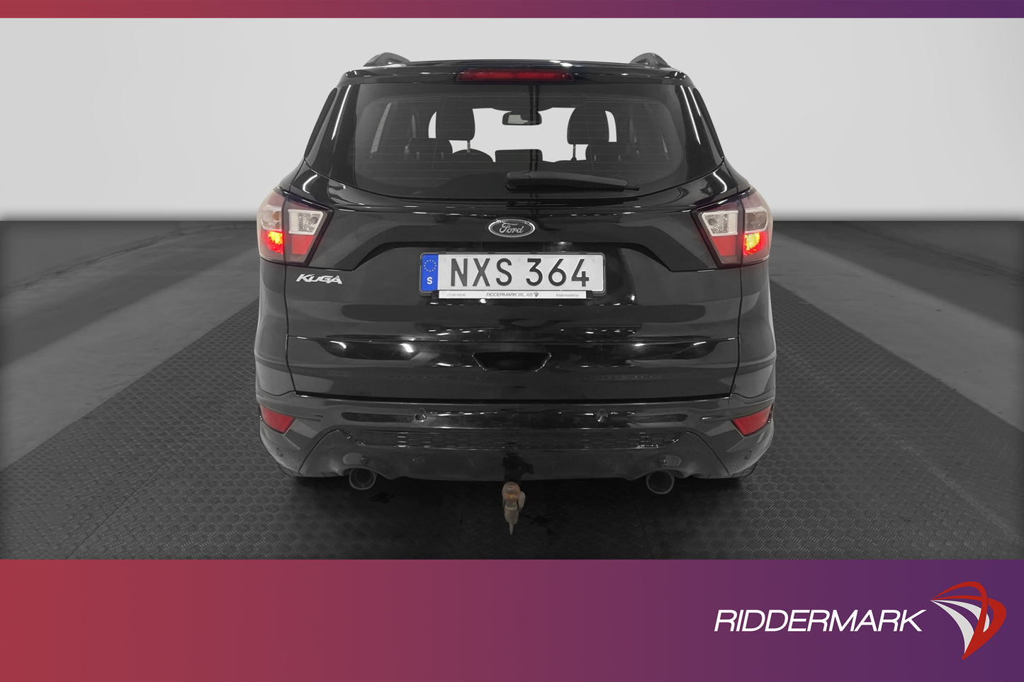 Ford Kuga 2.0 150hk AWD ST-Line D-värm Dragkrok Nyservad