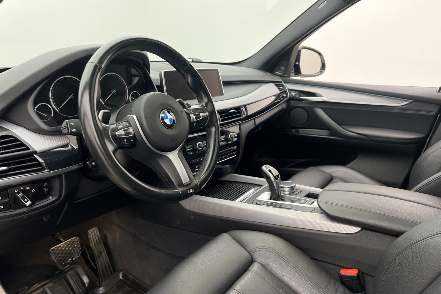 BMW X5 xDrive30d M Sport Innovation Pano H/K HUD Navi Drag