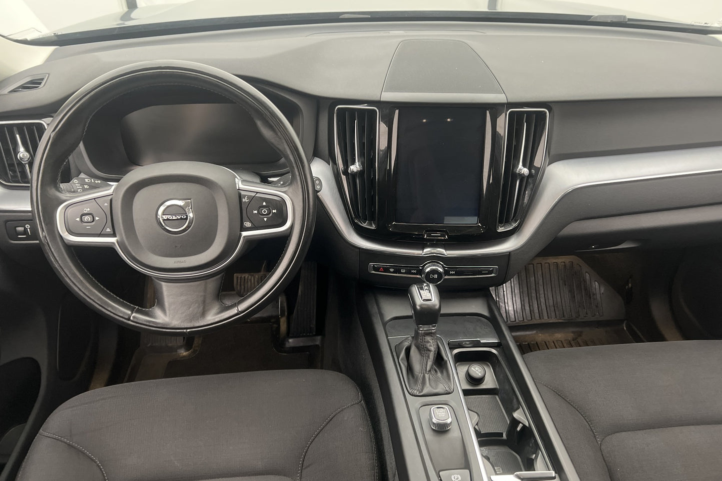 Volvo XC60 D4 AWD  Advanced VOC Värm Kamera Navi CarPlay