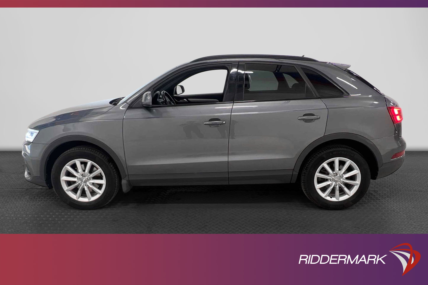 Audi Q3 2.0 TDI Q 184hk Sport Pano BOSE B-kam GPS Drag Skinn