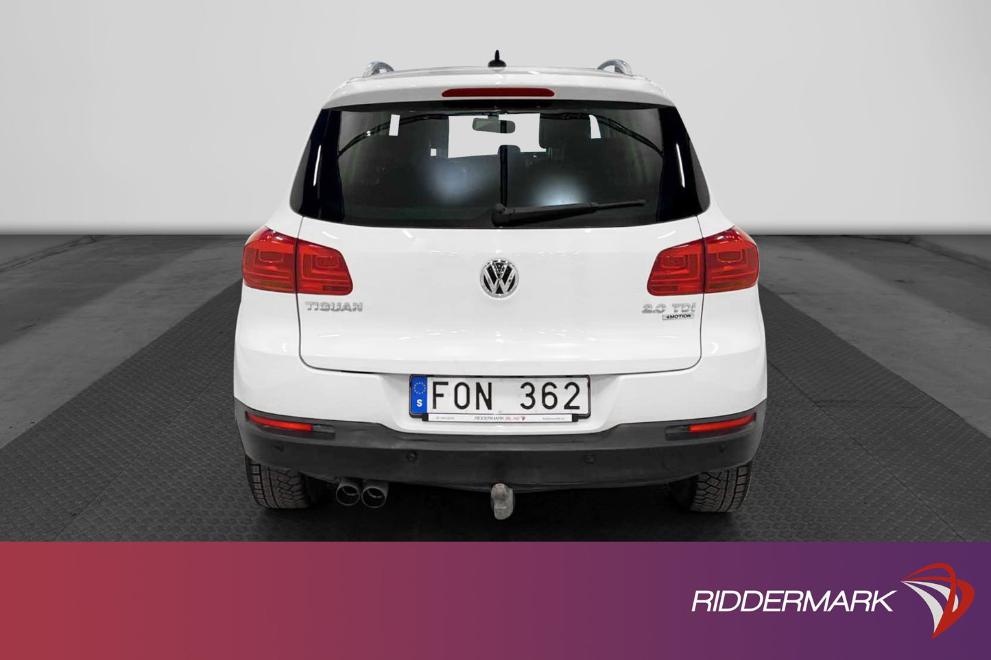 Volkswagen Tiguan 2.0 TDI 140hk 4M D-värm Pano Skinn Drag