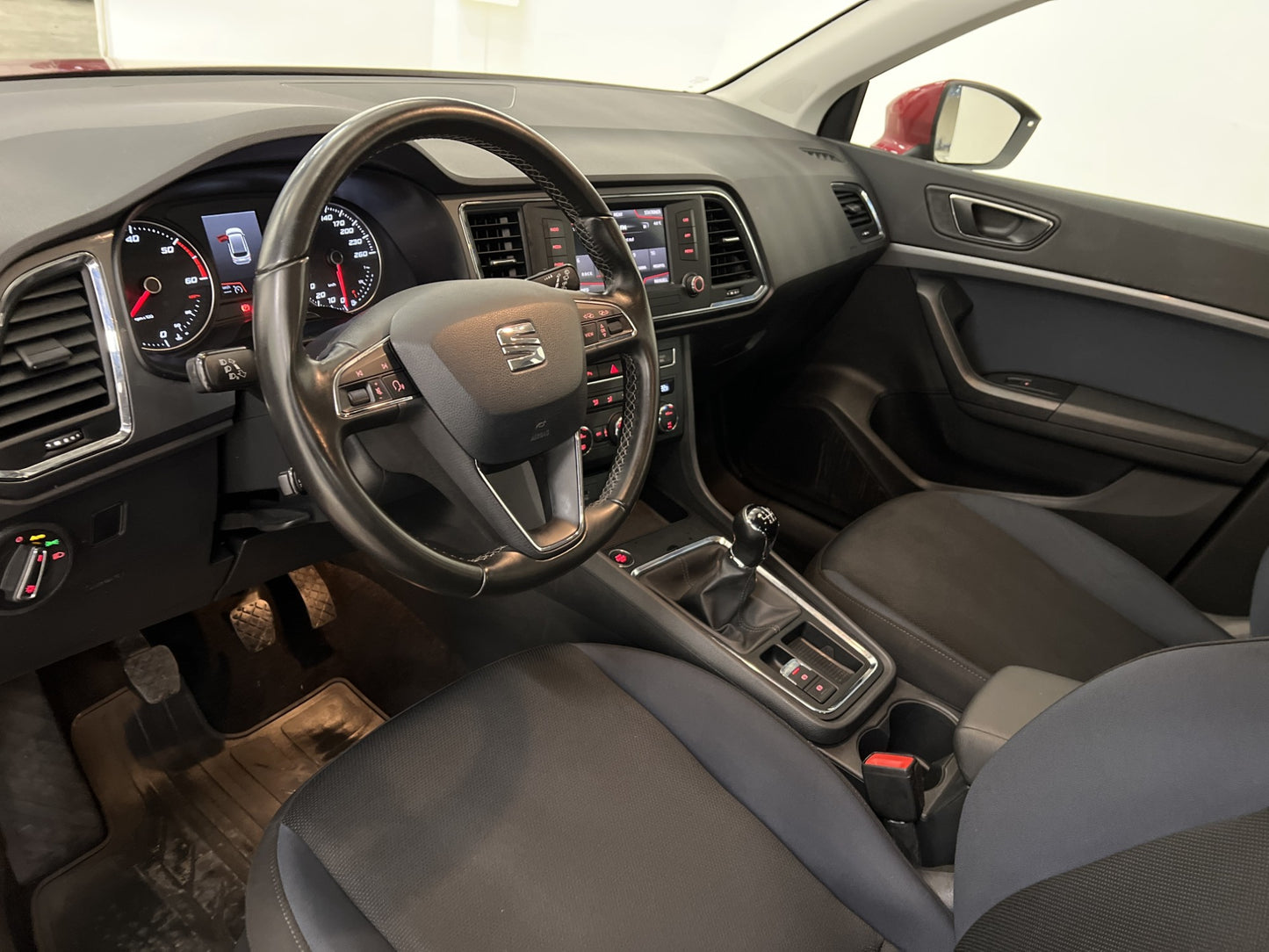 SEAT Ateca 1.6 TDI Dragkrok Nybesiktad 115hk