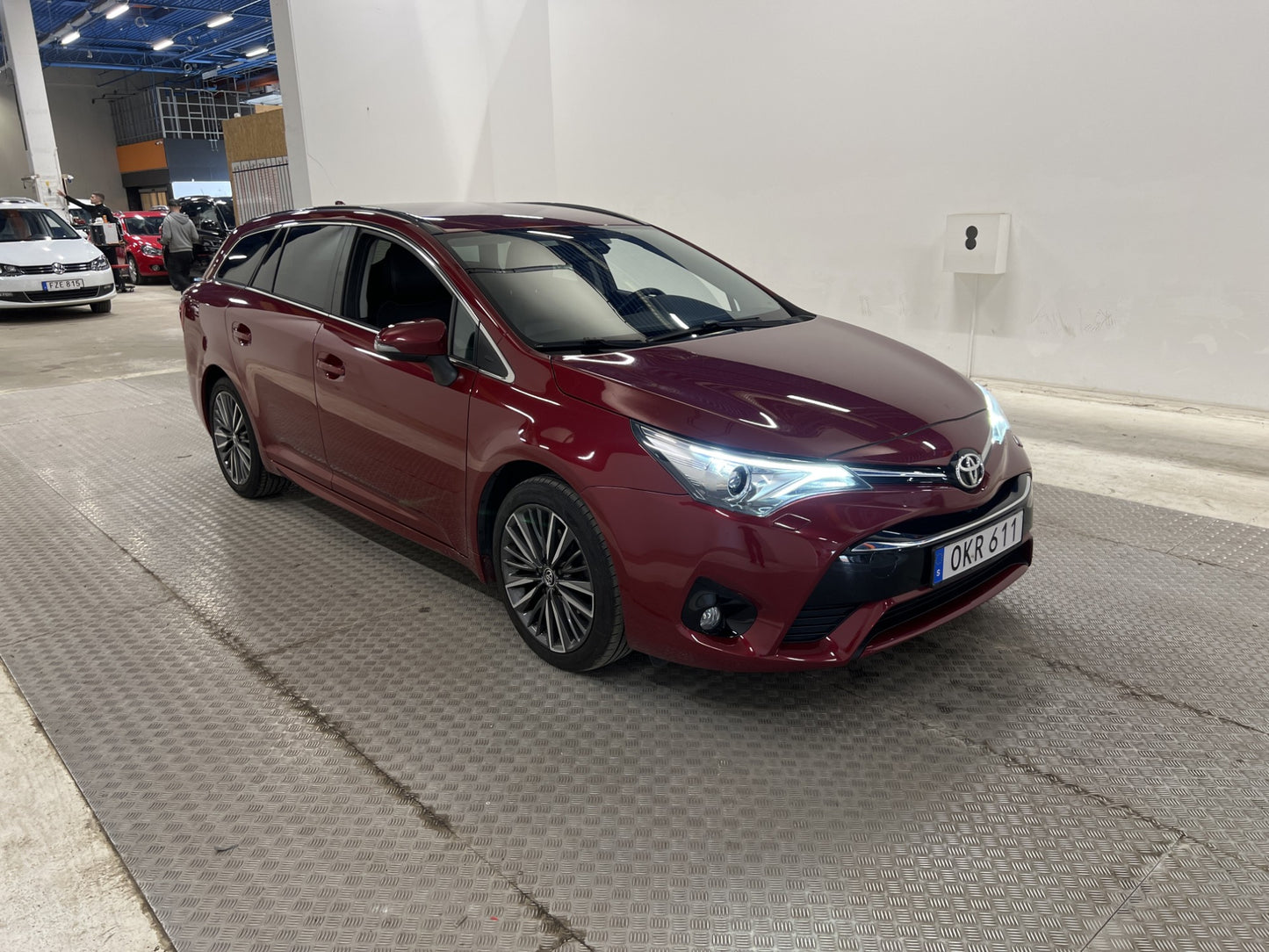 Toyota Avensis 2.0 152hk  B-kamera Skinn Lane assist