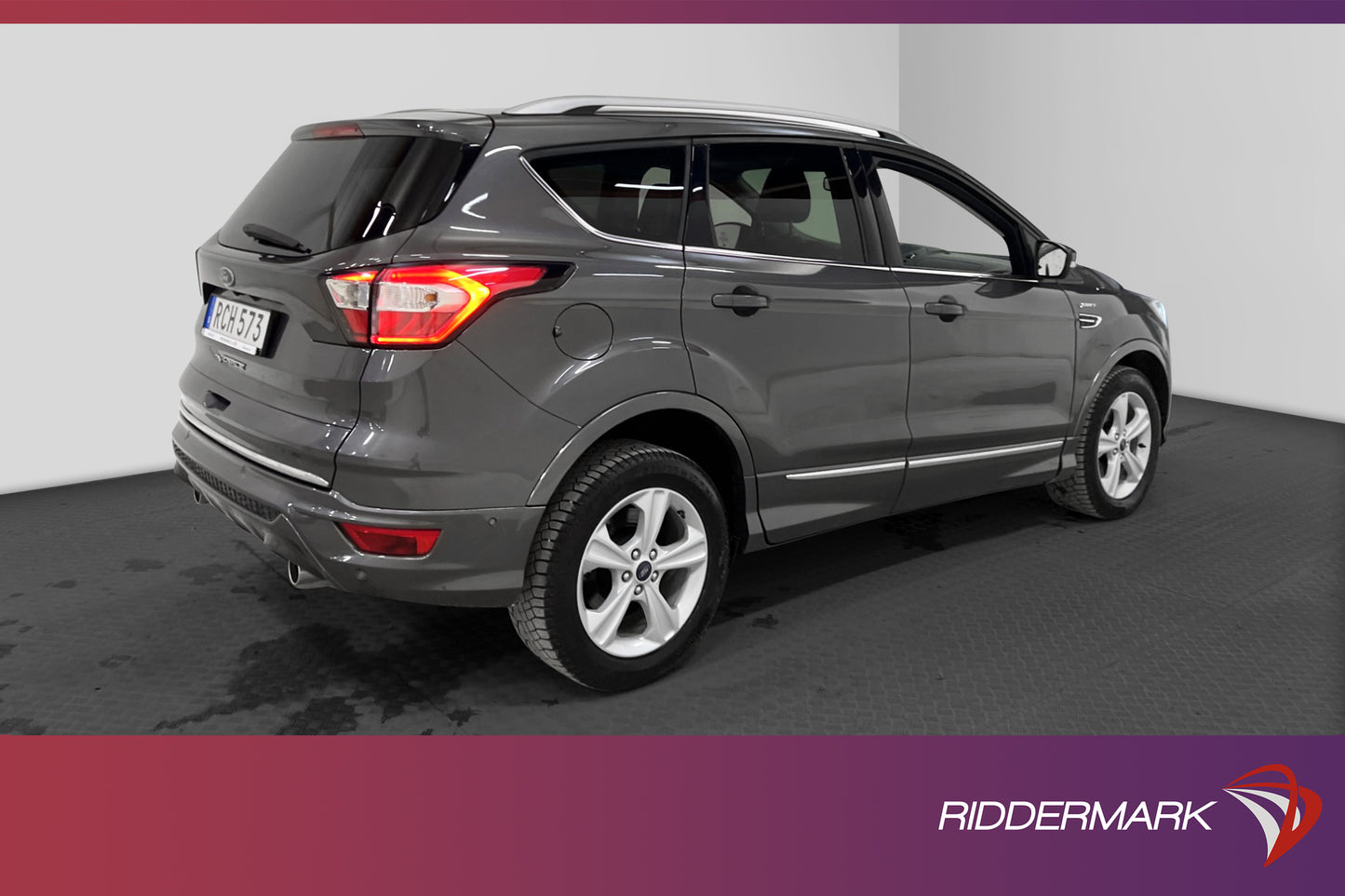 Ford Kuga 2.0 TDCi 180hk AWD VIGNALE Sony B-Kamera Navi