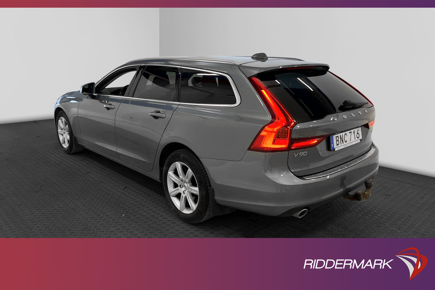 Volvo V90 D4 AWD 190hk Advanced VOC Värm Kamera Drag Skinn