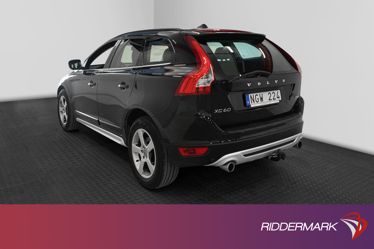 Volvo XC60 D4 163hk R-Design Drag VOC Värmare Skinn Välserv