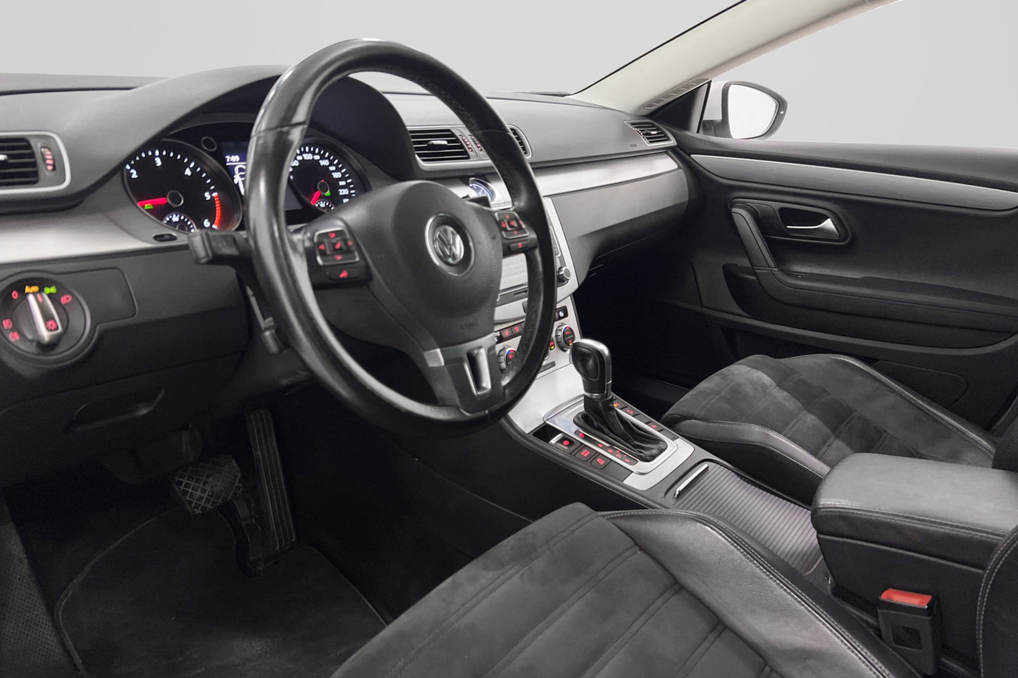 Volkswagen CC 2.0 TDI 170hk Premium Halvskinn Drag Välservad