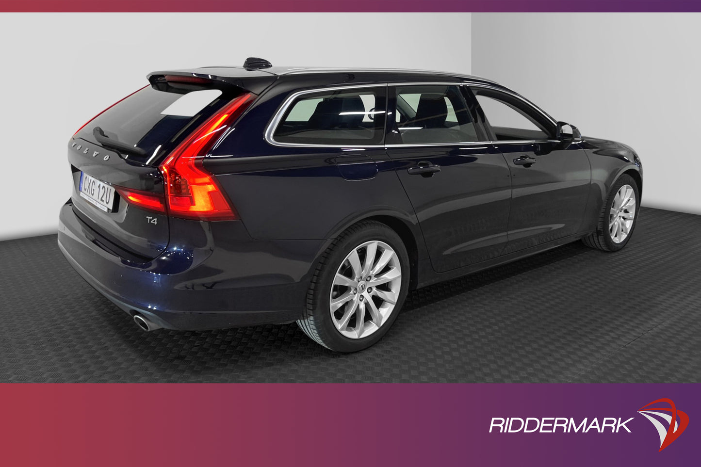 Volvo V90 T4 190hk Momentum Adv Edt Värmare Kamera Navi