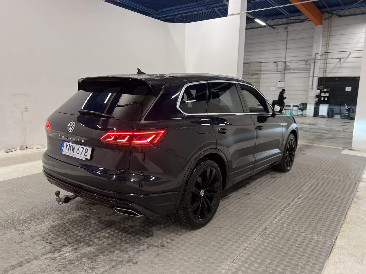 Volkswagen Touareg 3.0 TDI 4M R-Line Värmare Skinn Drag MOMS